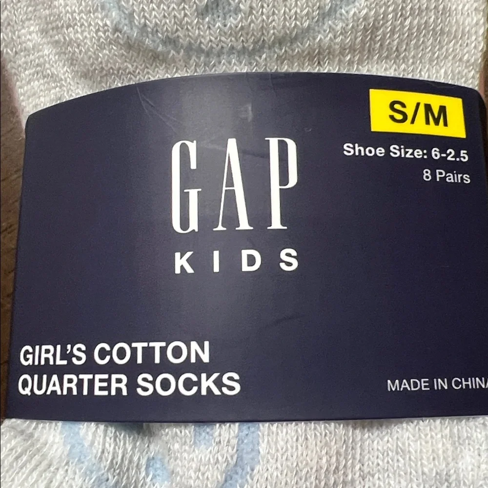 GAP Kids Gray and Pink Quarter Socks Set